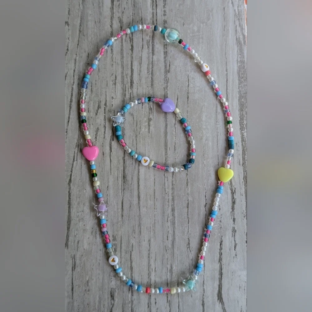 Colorful Beaded Kids Necklace And Matching Bracelet - Picture 3 of 3